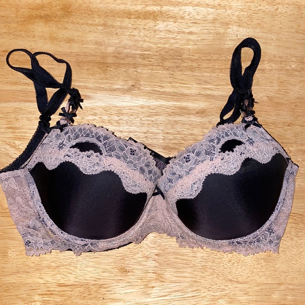 Victoria’s Secret Dream Angels Lined Demi Bra 32D